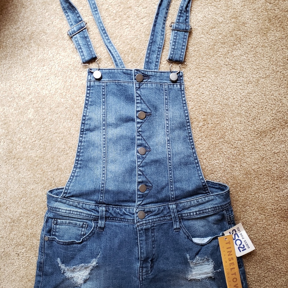 Overall shorts